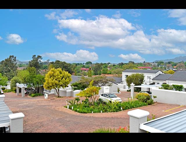 2 BEDROOM APARTMENT FOR SALE IN KELLAND